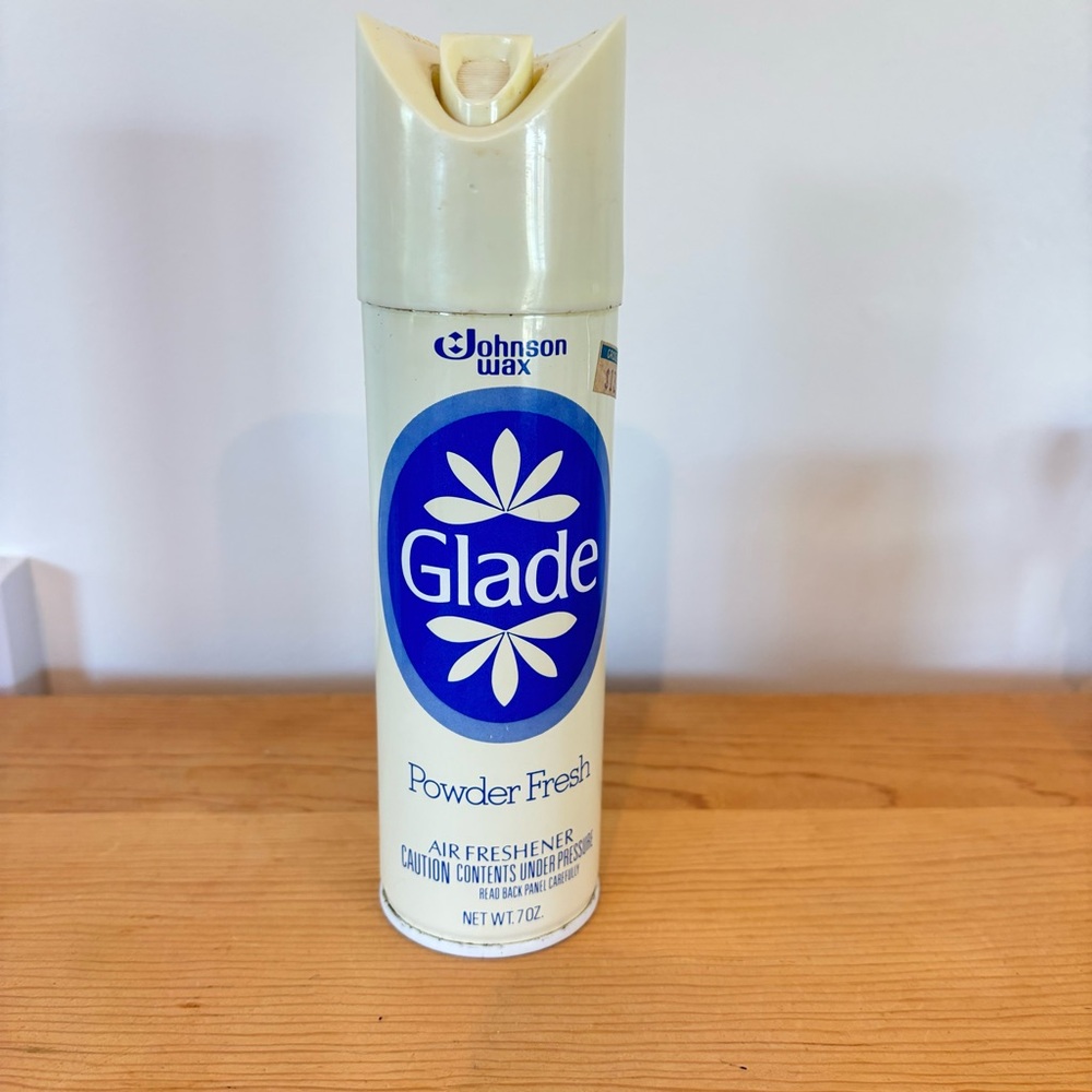 Vintage 1982 Johnson Glade Powder Fresh  Air Freshener Spray 7 Oz